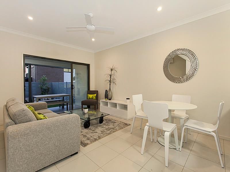 20/21 Rensberg Street, BRIGHTON, QLD 4017