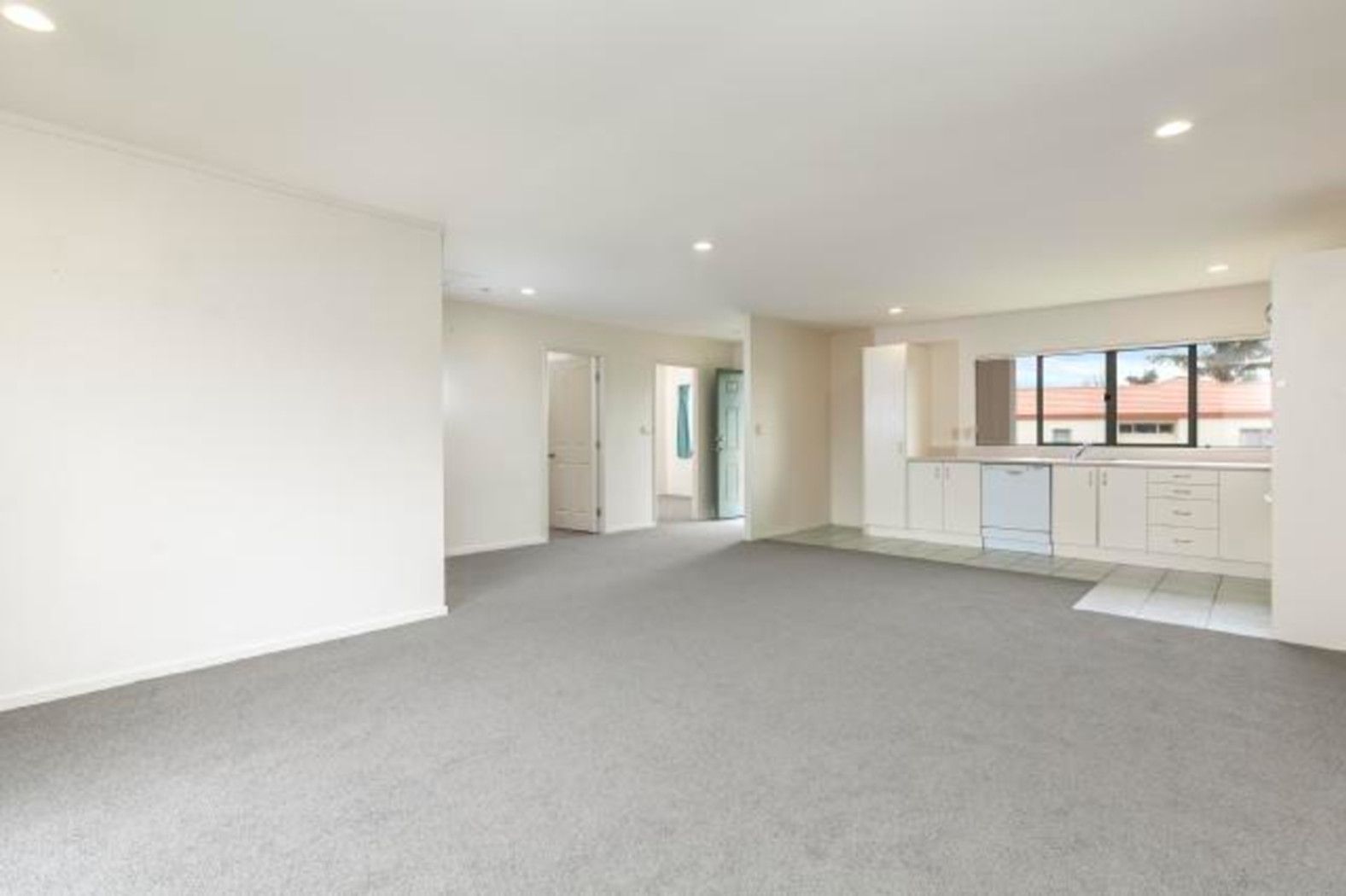 5 Neta Grove, Henderson, Waitakere City