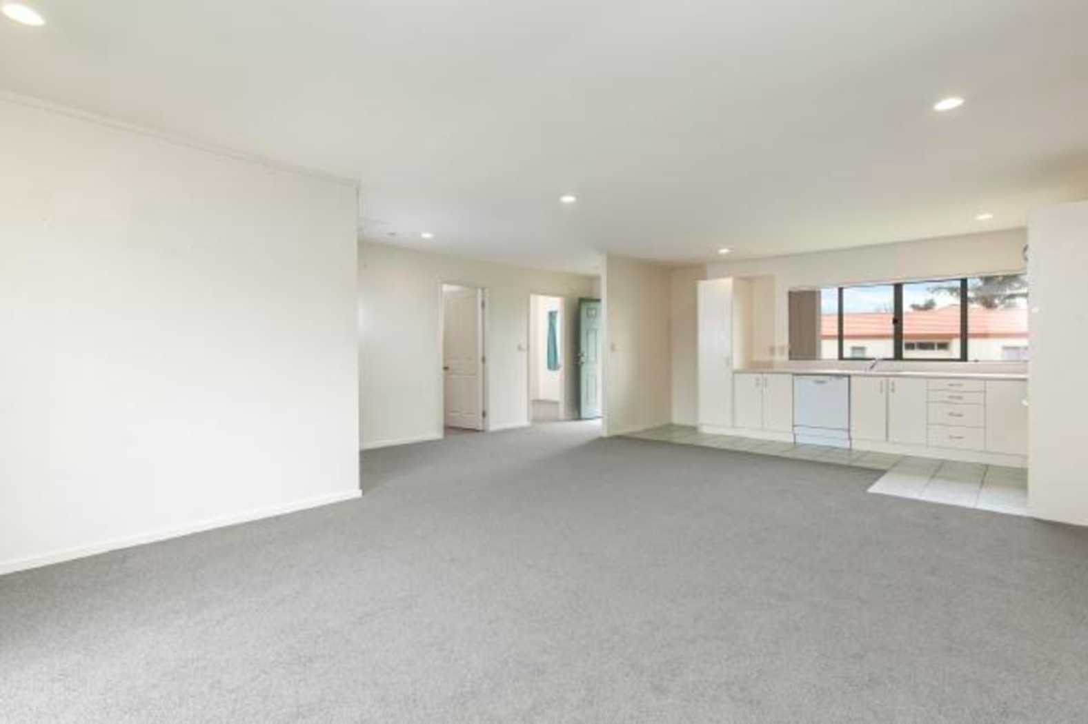 5 Neta Grove, Henderson, Waitakere City