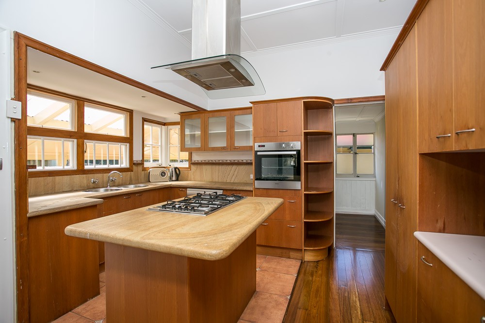 94 Forest Street, MOOROOKA, QLD 4105