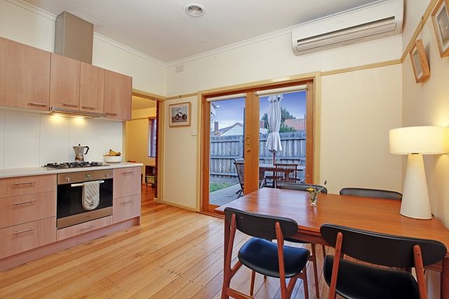 2 Armstrong Street, RESERVOIR, VIC 3073