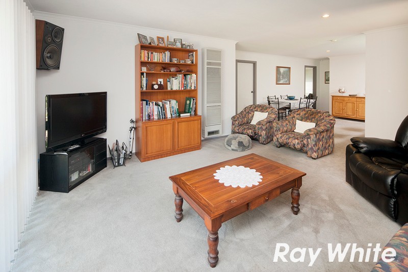 42 Wiltshire Drive, SOMERVILLE, VIC 3912