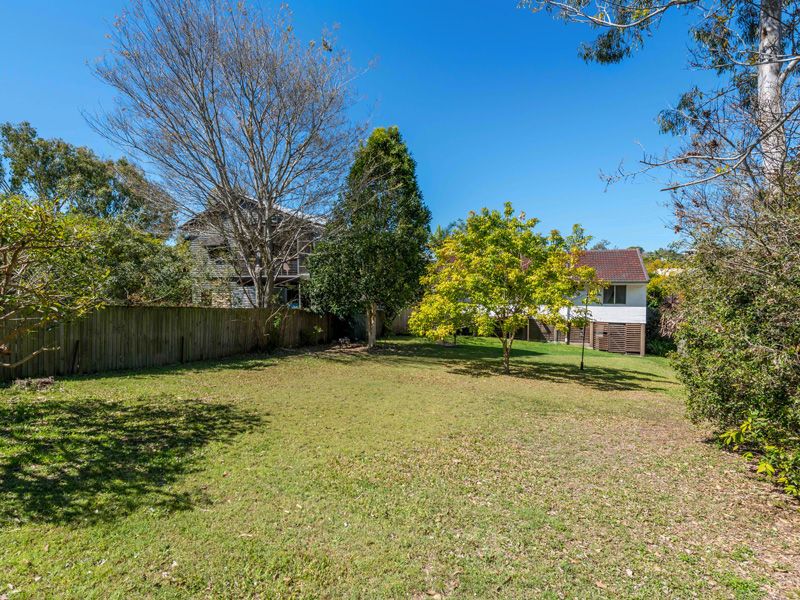 18 Gracemere Street, NEWMARKET, QLD 4051