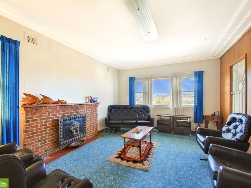 38 Figtree Crescent, FIGTREE, NSW 2525