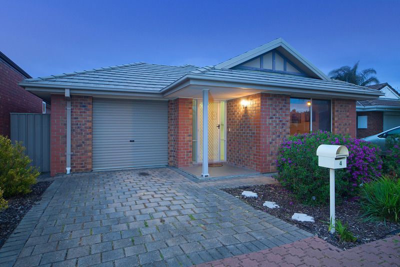 4 Oxburgh Street, OAKDEN SA 5086