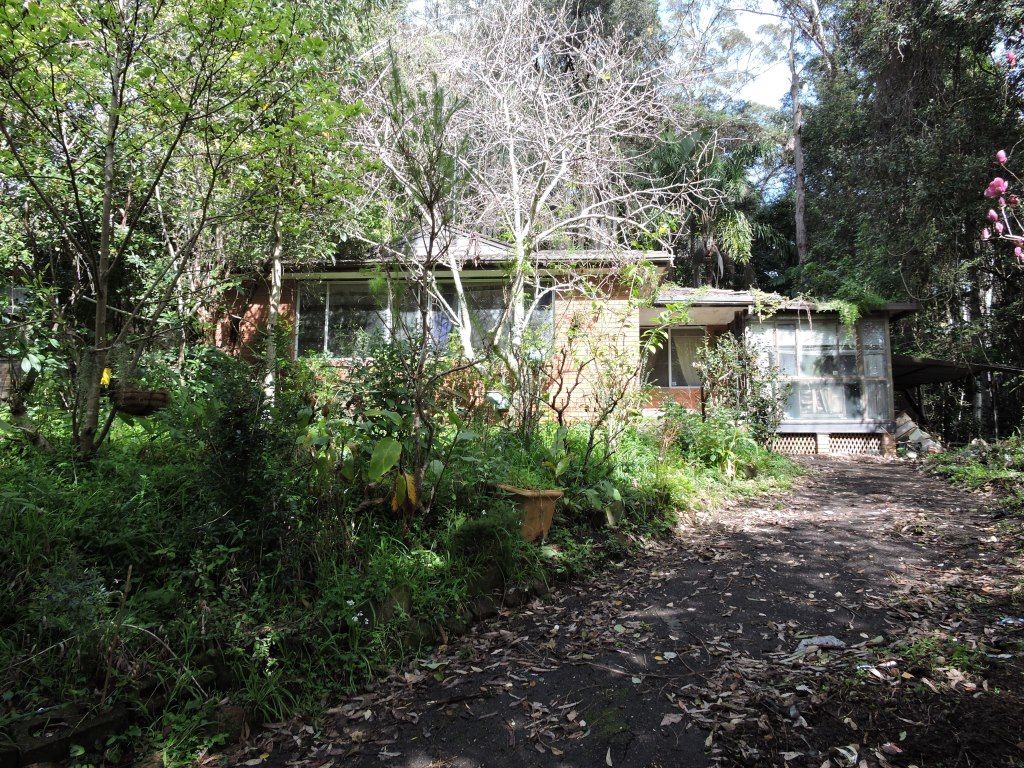 24 Calantha Drive, WYOMING NSW 2250