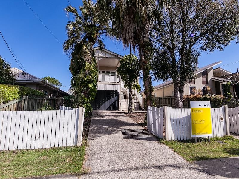 10 Browns Dip Road, ENOGGERA, QLD 4051
