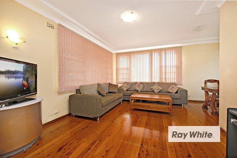 5 Vivian Crescent, BERALA, NSW 2141
