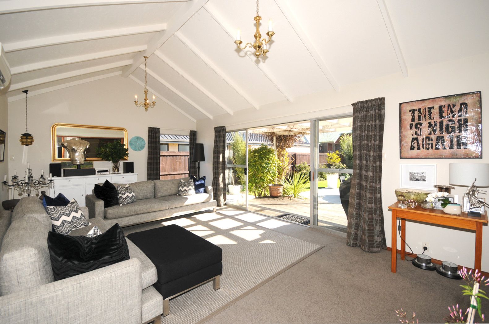 11 Grimseys Road, REDWOOD, Christchurch City
