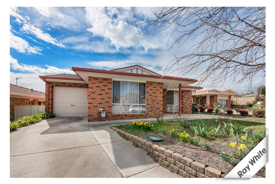 82 James Smith Circuit, CONDER ACT 2906