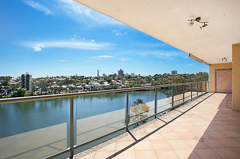 164 Macquarie Street, St Lucia QLD 4067