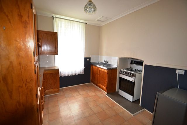 54 Oak Street, SEYMOUR, VIC 3660
