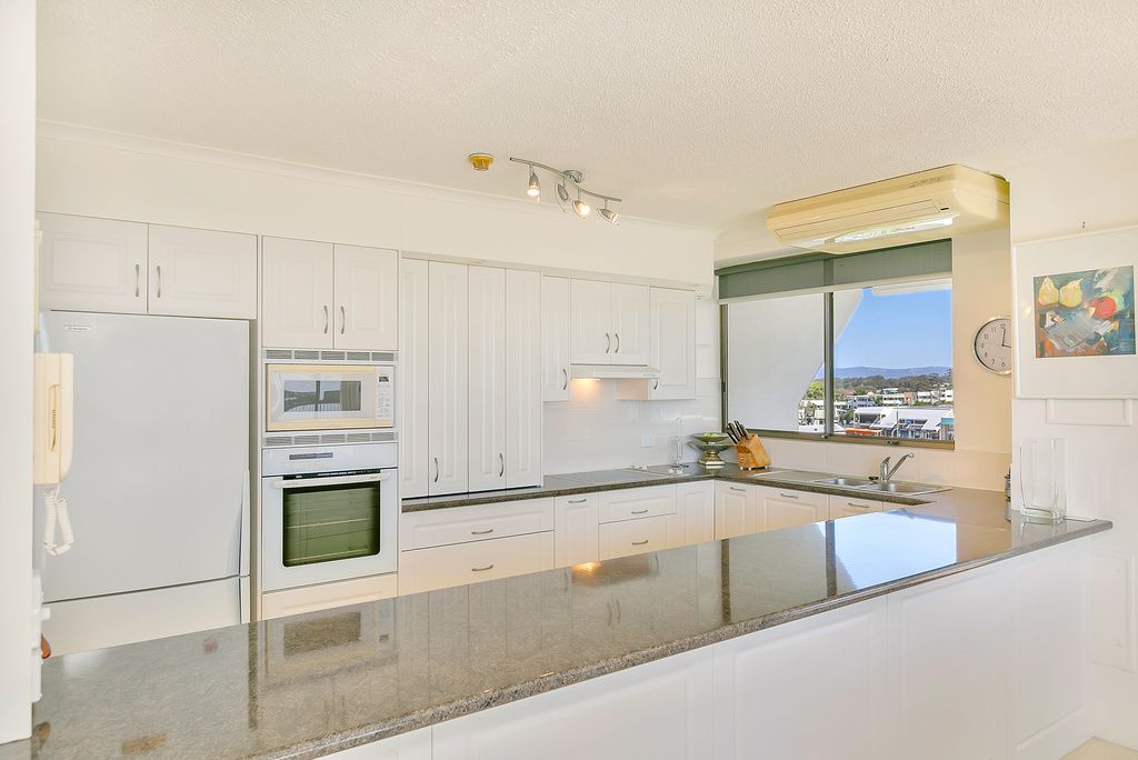 8B/10 Marine Parade, SOUTHPORT, QLD 4215