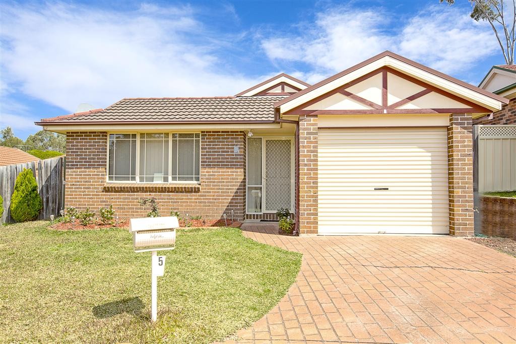 5 Rosea Place, GLENMORE PARK, NSW 2745