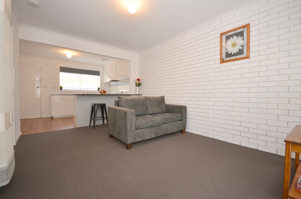 6/607 Creswick Road, WENDOUREE, VIC 3355
