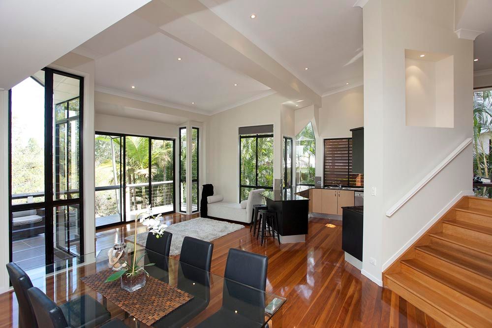18 Highland Terrace, ST LUCIA, QLD 4067