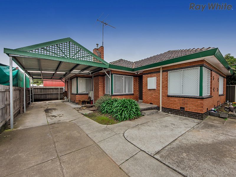 18 Alexina Street, ST ALBANS VIC 3021