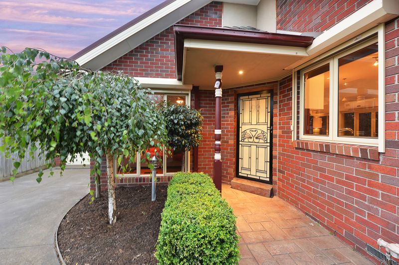 2/18 Leumear Street, OAKLEIGH EAST, VIC 3166