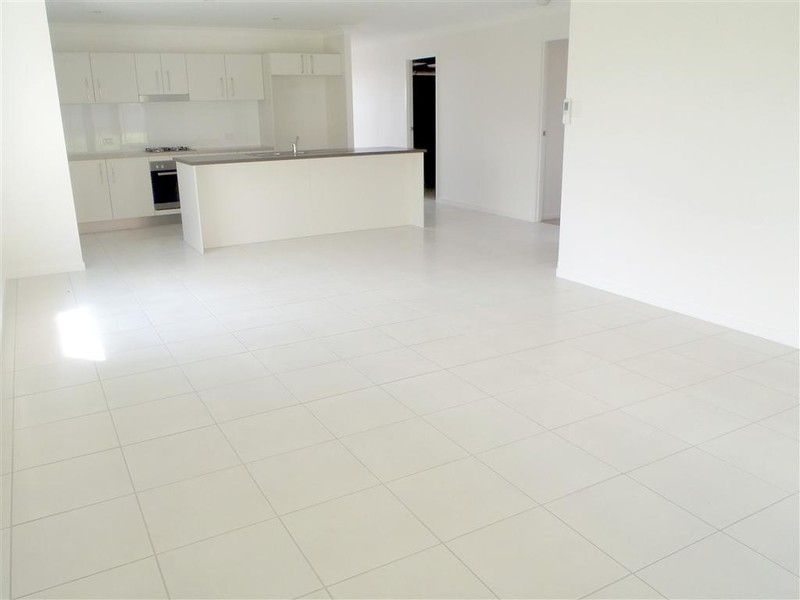 13 Keeling Court, KIRKWOOD, QLD 4680