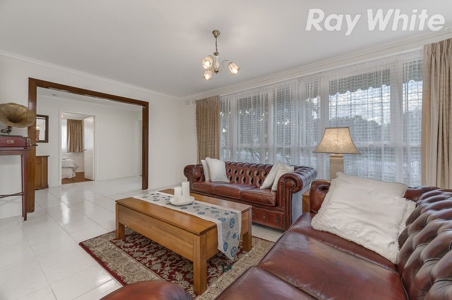 92 Greenwood Drive, BUNDOORA, VIC 3083