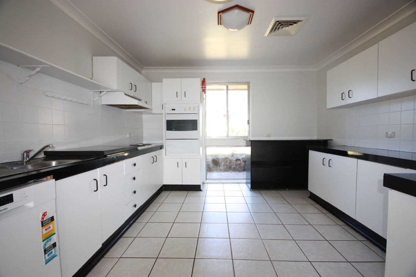 7 Woodland Road, NARELLAN, NSW 2567