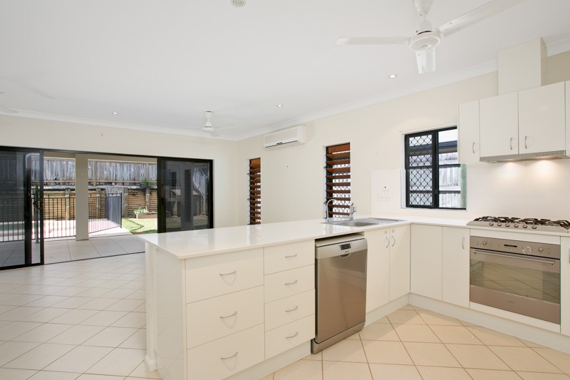 KEWARRA BEACH, QLD 4879