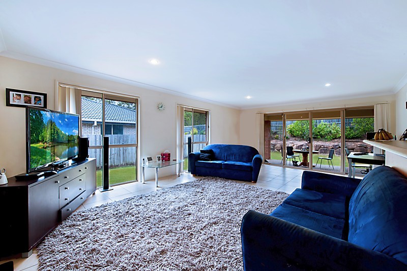 8 Freestone Drive, UPPER COOMERA, QLD 4209