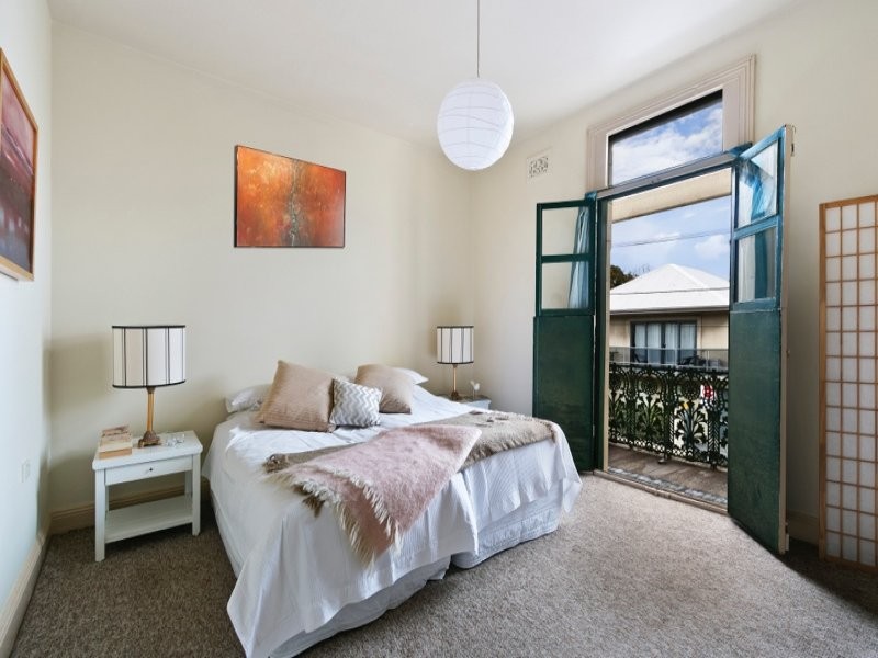 29 Macdonald Street, ERSKINEVILLE, NSW 2043