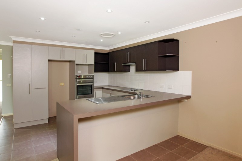 13 Maybern Close, NORTH NOWRA, NSW 2541