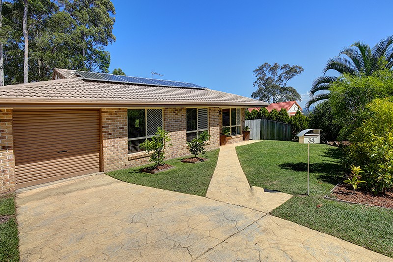 34 LAUREN Drive, BUDERIM, QLD 4556