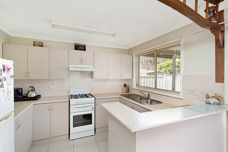 59 Oak Street, ALBION PARK RAIL, NSW 2527