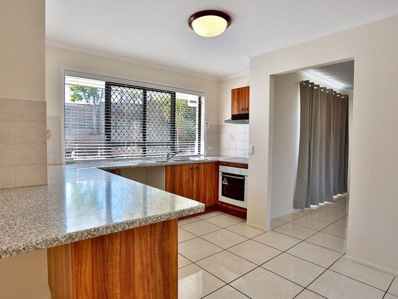 16 Stallone Circuit, MCDOWALL, QLD 4053