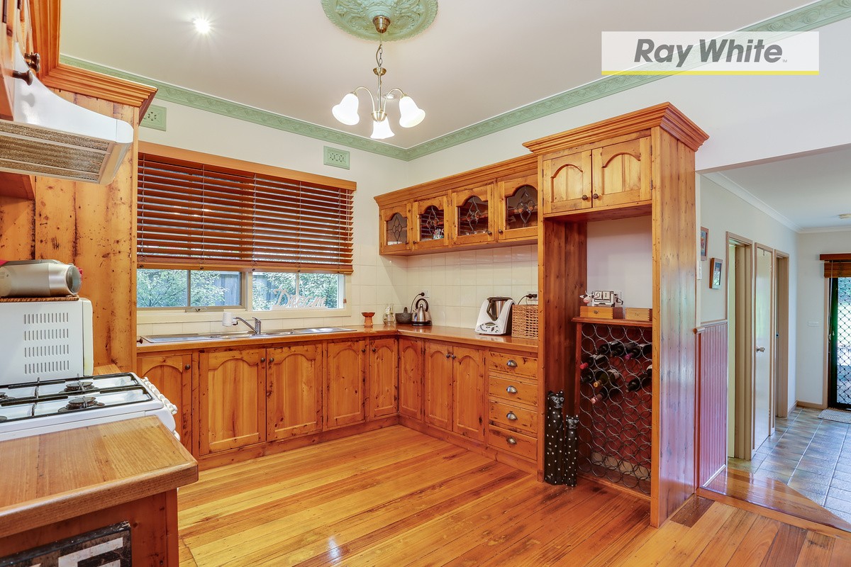 17 Warraburra Avenue, ROSEBUD, VIC 3939
