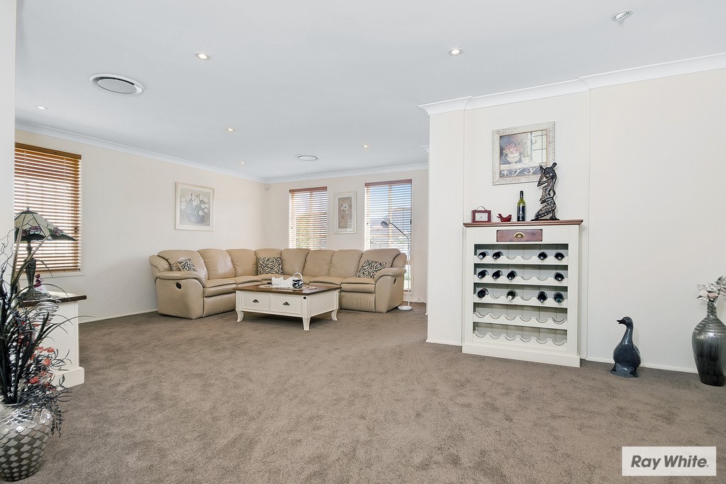 31 Melrose Way, HORSLEY, NSW 2530