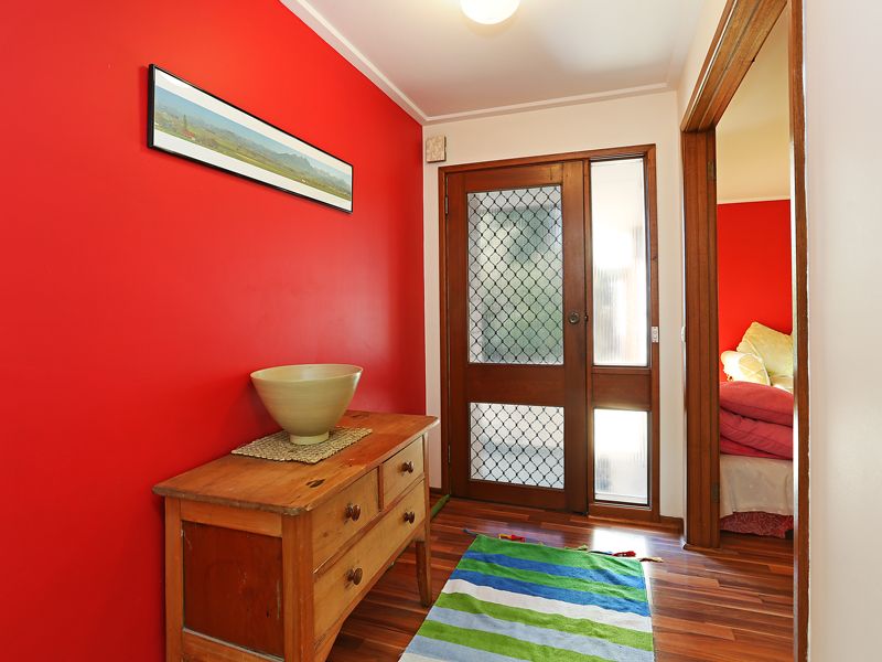 1 Grenoble Court, HIGHTON, VIC 3216