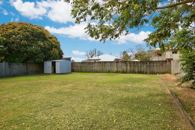 76 Wilks Street, BUNGALOW, QLD 4870