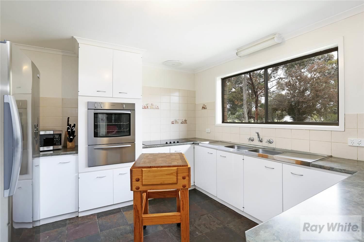 260 Plains Road, LARA, VIC 3212
