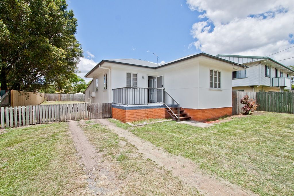 62 Balham Road, ARCHERFIELD, QLD 4108