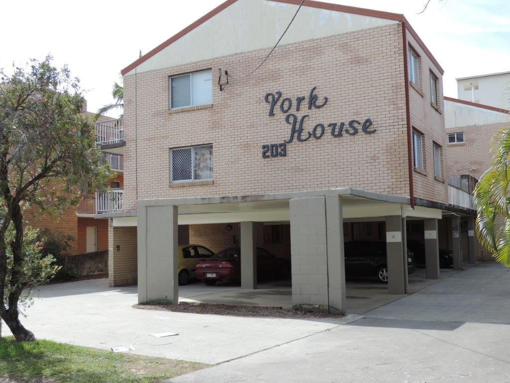 203 Scarborough Street, SOUTHPORT QLD 4215