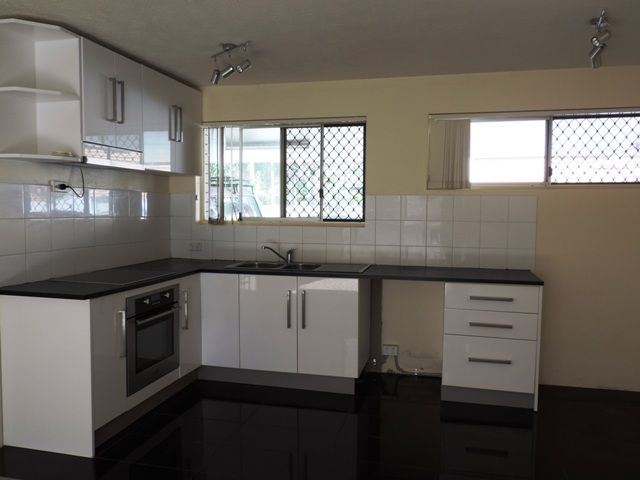 1/203 Scarborough Street, SOUTHPORT, QLD 4215