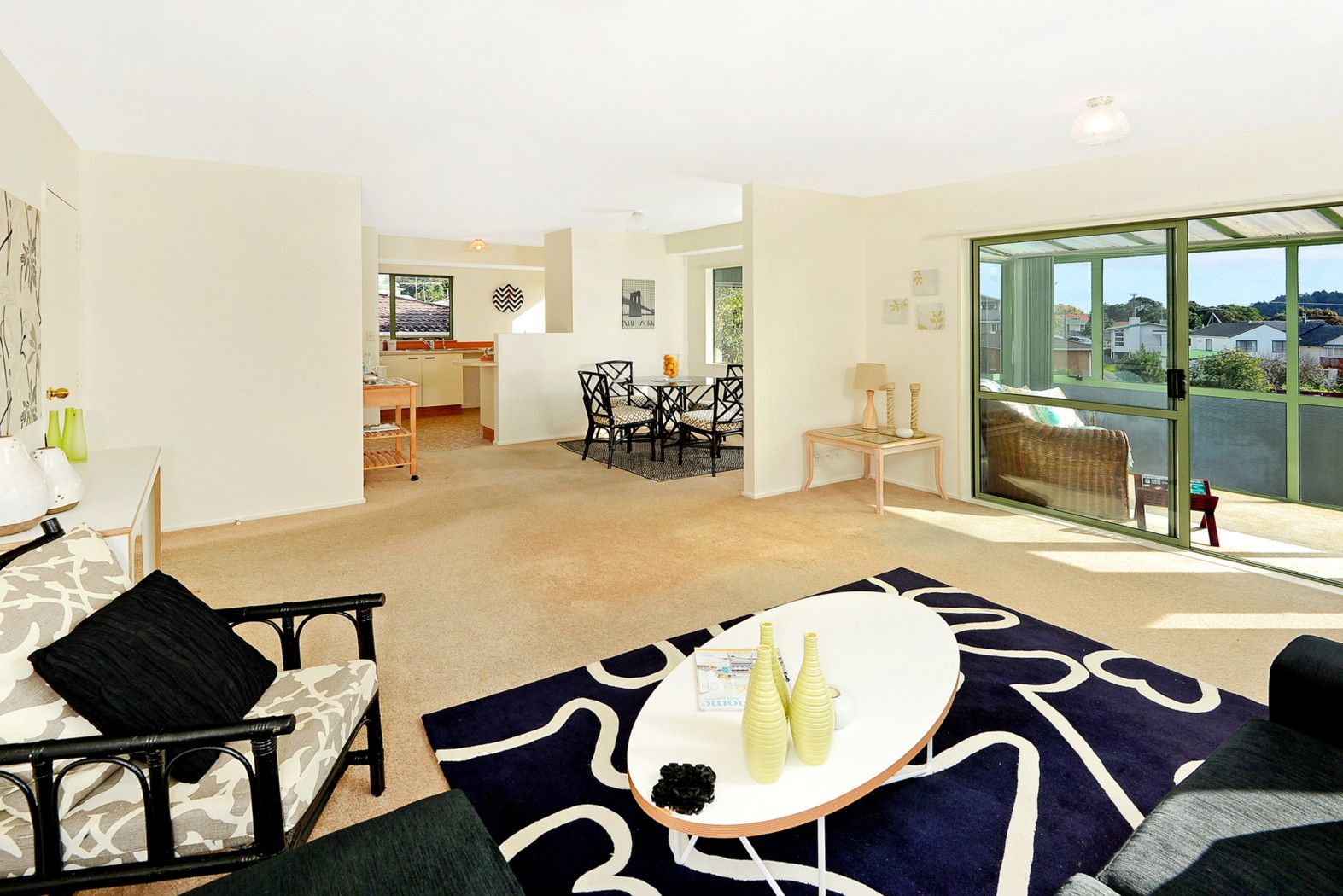 12a Sunnyfield Crescent, GLENFIELD, North Shore City