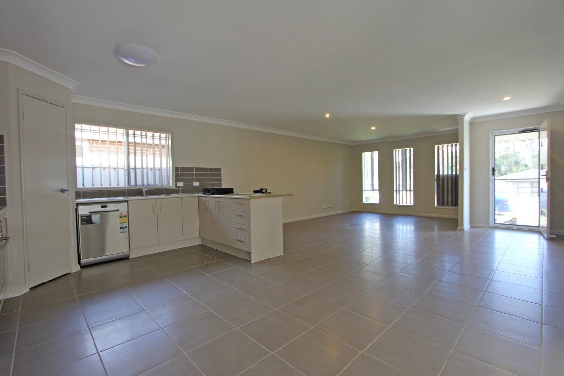 47 De'Lisle Drive, WATANOBBI, NSW 2259