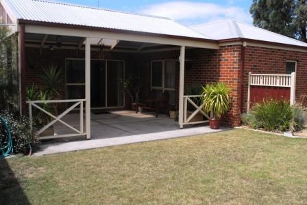 24 Pineview Court, LARA, VIC 3212
