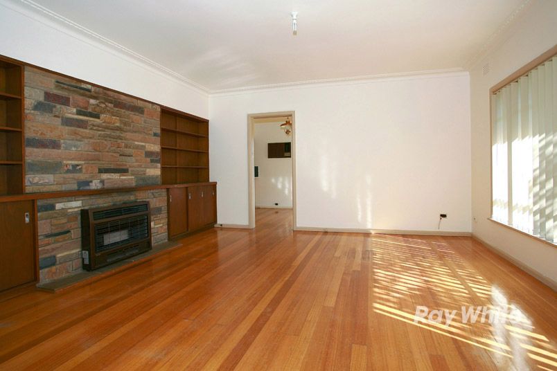 27 Tate Avenue, WANTIRNA SOUTH, VIC 3152