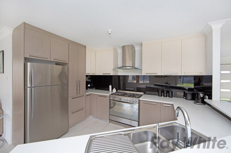 21 Olney Drive, BLUE HAVEN, NSW 2262