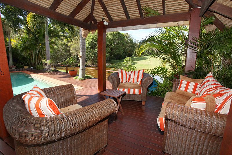 16 Baker Finch Place, TWIN WATERS, QLD 4564