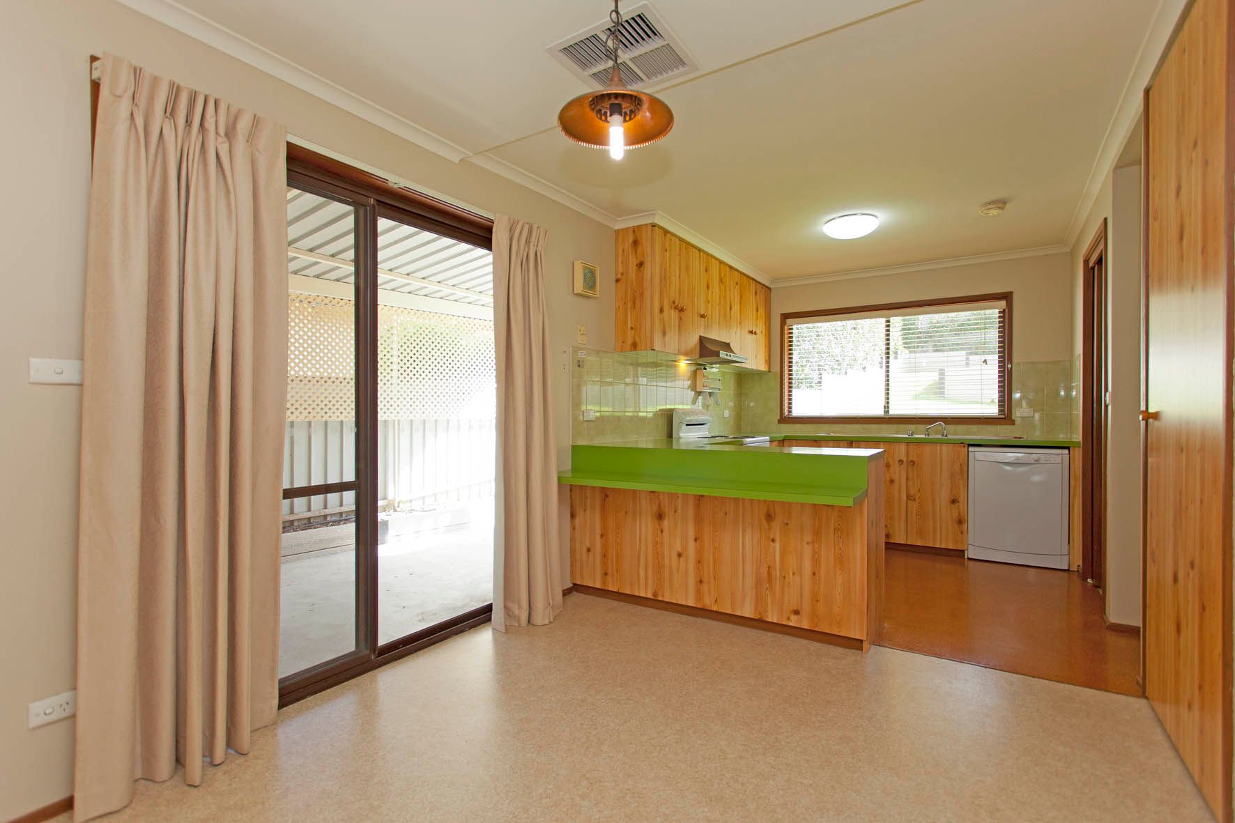 51 Michelle Avenue, LAVINGTON, NSW 2641