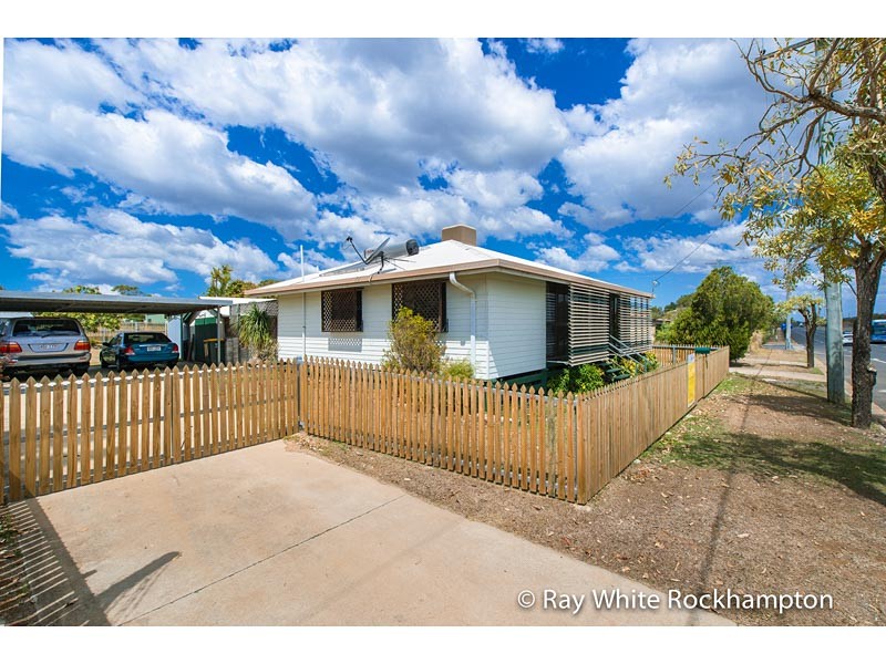 938 Yaamba Road, PARKHURST, QLD 4702