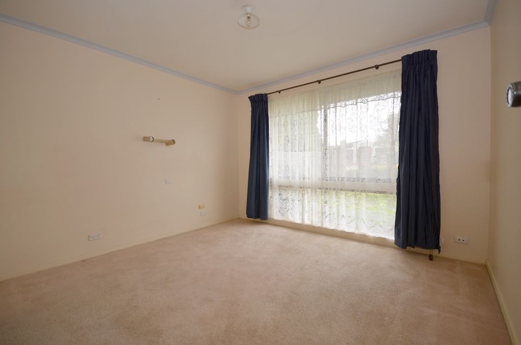 60 Browns Parade, WENDOUREE, VIC 3355
