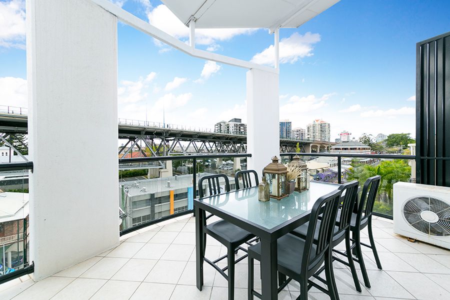17/161 Main Street, KANGAROO POINT, QLD 4169